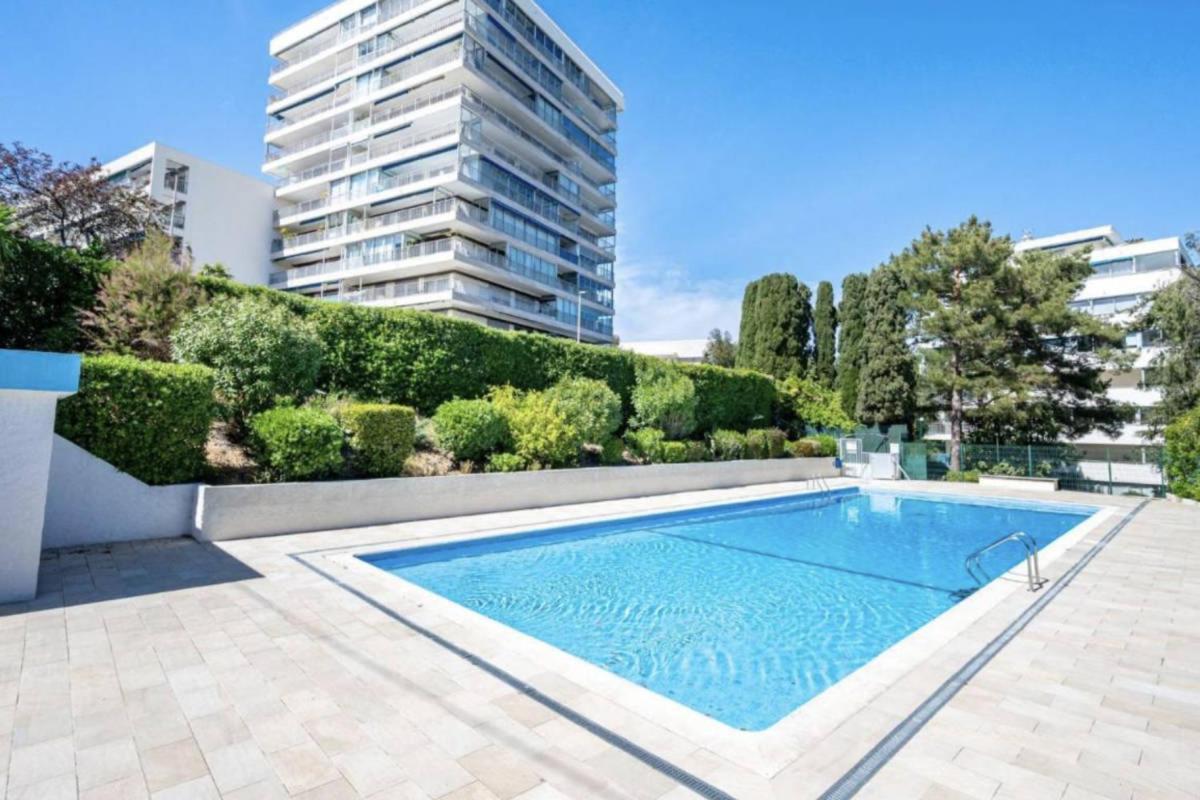 Spacieux 2 Pieces Terrasse Et Piscine كان المظهر الخارجي الصورة